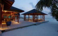   Cinnamon Dhonveli Maldives 4*  9