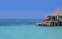   Kuredu Island Resort 4*  10