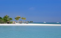   Kuredu Island Resort 4*  11