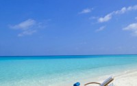   Velassaru Maldives 5*  76