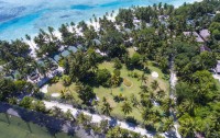   Meeru Island Resort 4*  130