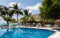   Meeru Island Resort 4*  104