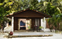   Meeru Island Resort 4*  75