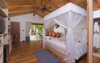   Meeru Island Resort 4*  72