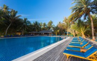   Meeru Island Resort 4*  30