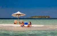   Meeru Island Resort 4*  24