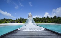   Reethi Beach Resort 4*  7