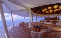   Cinnamon Hakuraa Huraa Maldives 4*  8