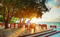   Lux* South Ari Atoll Resort & Villas 5*  25