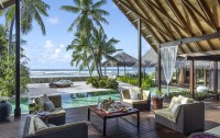   Shangri-la`s Villingili Resort & Spa 5*  13