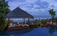   Shangri-la`s Villingili Resort & Spa 5*  11