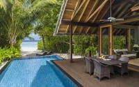   Shangri-la`s Villingili Resort & Spa 5*  10