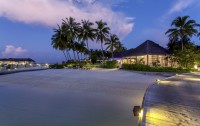   Centara Grand Island Resort & Spa 5*  25