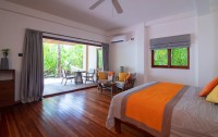   Mirihi Island Resort 5*  8