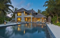   Dusit Thani Maldives 5*  33