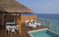   Dusit Thani Maldives 5*  13