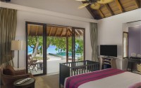   Dusit Thani Maldives 5*  7