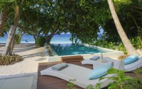 Dusit Thani Maldives 5*  4