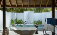   Dusit Thani Maldives 5*  30