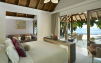   Dusit Thani Maldives 5*  19