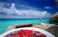   Centara Ras Fushi Resort & Spa 4*  52