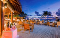   Centara Ras Fushi Resort & Spa 4*  28