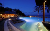   Centara Ras Fushi Resort & Spa 4*  24